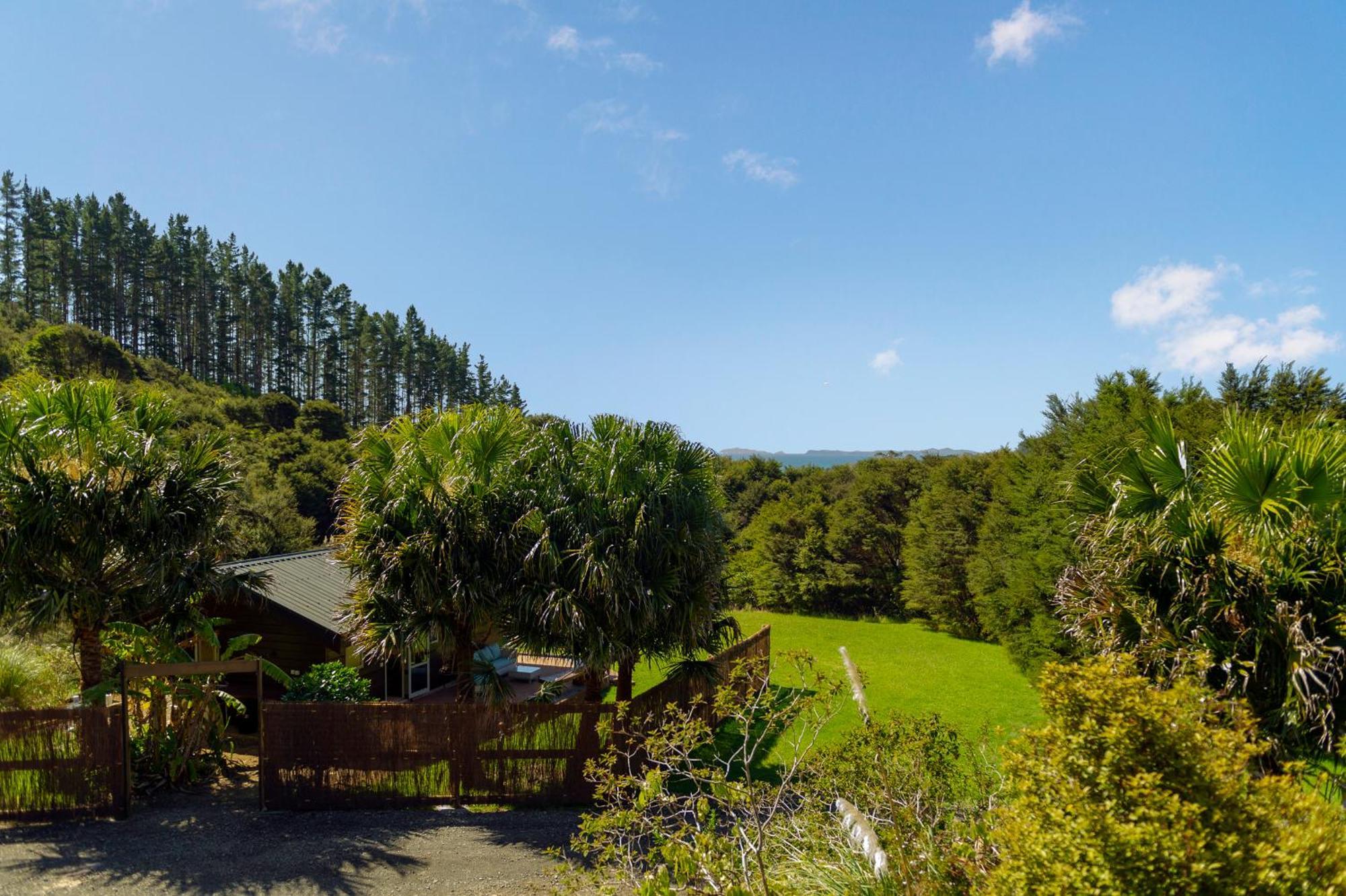 Kuaotunu Chalets Extérieur photo